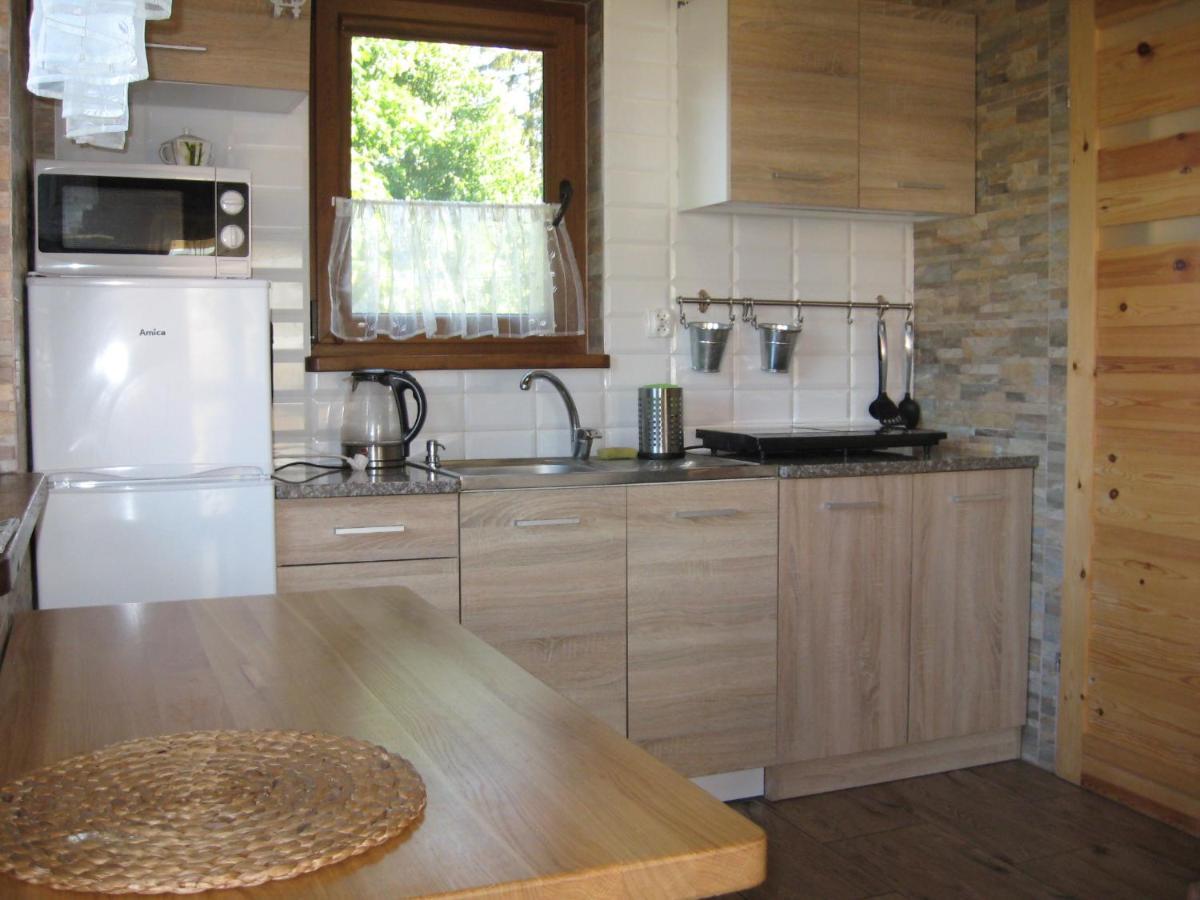 Domek Czerwony Kapturek Villa Plocice Ngoại thất bức ảnh
